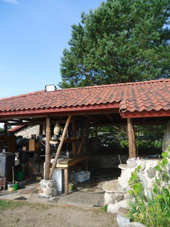 ホテル Paeevatalu Camping Vilusi エクステリア 写真